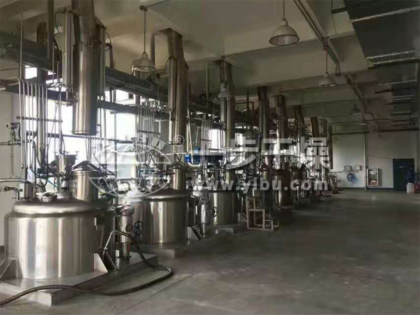 植物提取喷雾干燥机