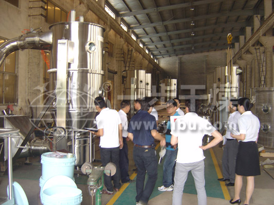 FL沸腾制粒机试车现场